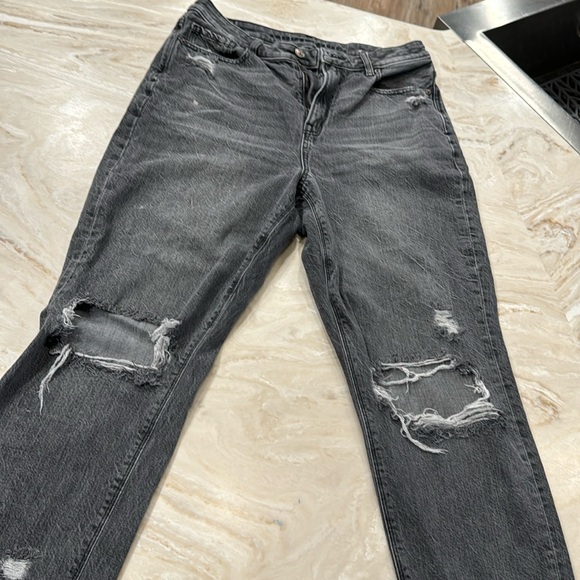 American Eagle boyfriend jeans size 10 - Picture 1 of 4